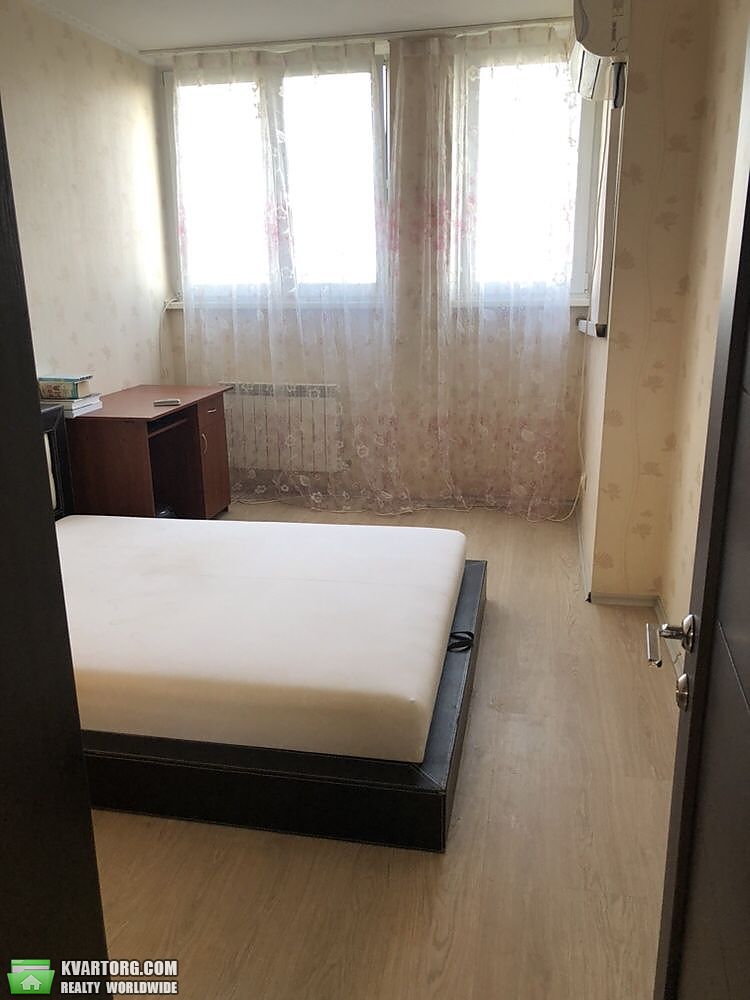 Rent out 3-room apartment. Киев,  Кадетский Гай — photo 3