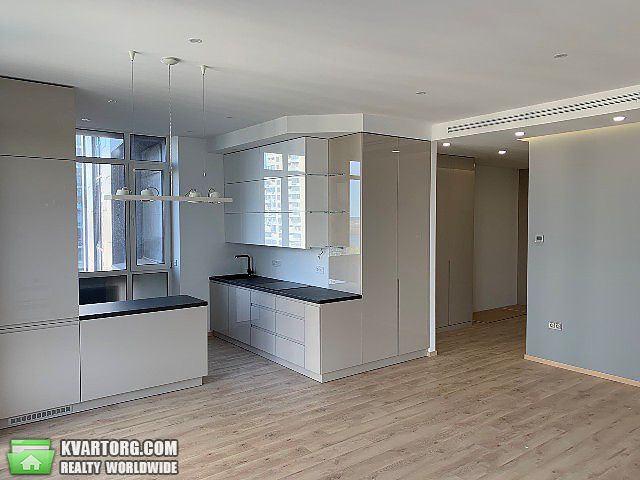 Sell 4-room apartment. Днепропетровск,  Симферопольская — photo 1
