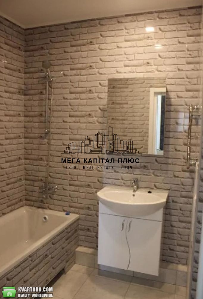 Rent out 2-room apartment. Киев,  Донца — photo 5