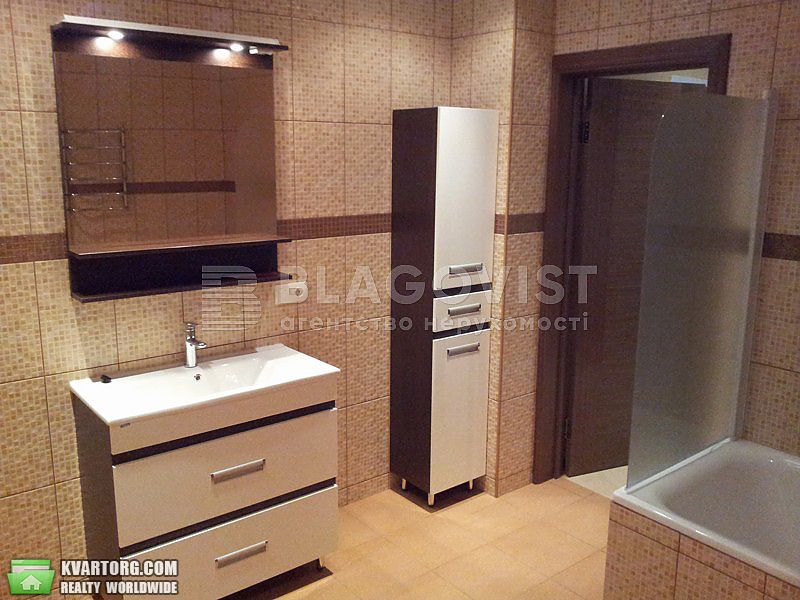 Rent out 2-room apartment. Киев,  Ямская — photo 6