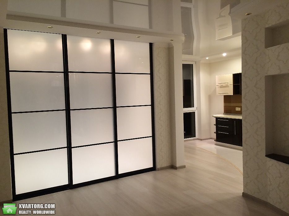 Sell 1-room apartment. Киев,  Воссоединения пр — photo 1