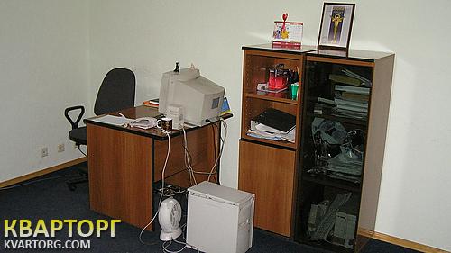 Rent out office. Киев,  Бассейная — photo 1