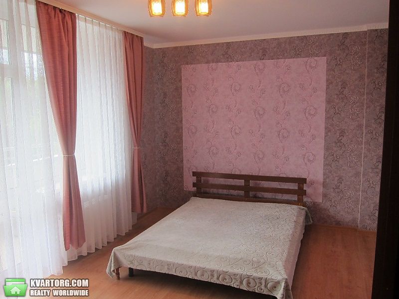 Sell 2-room apartment. Киев,  Вышгородская — photo 2