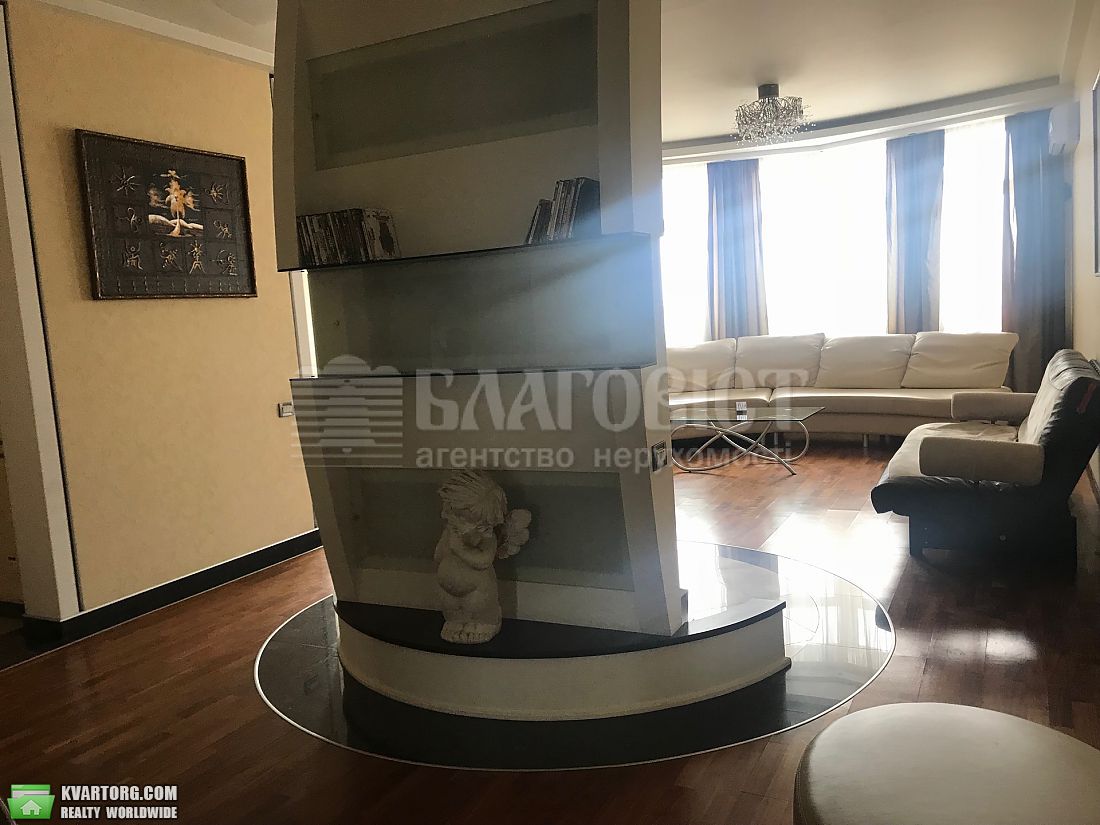 Rent out 3-room apartment. Киев,  Леси Украинки бул — photo 7