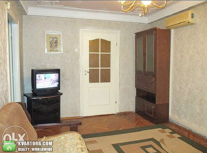 Rent out 3-room apartment. Киев,  Жукова — photo 6