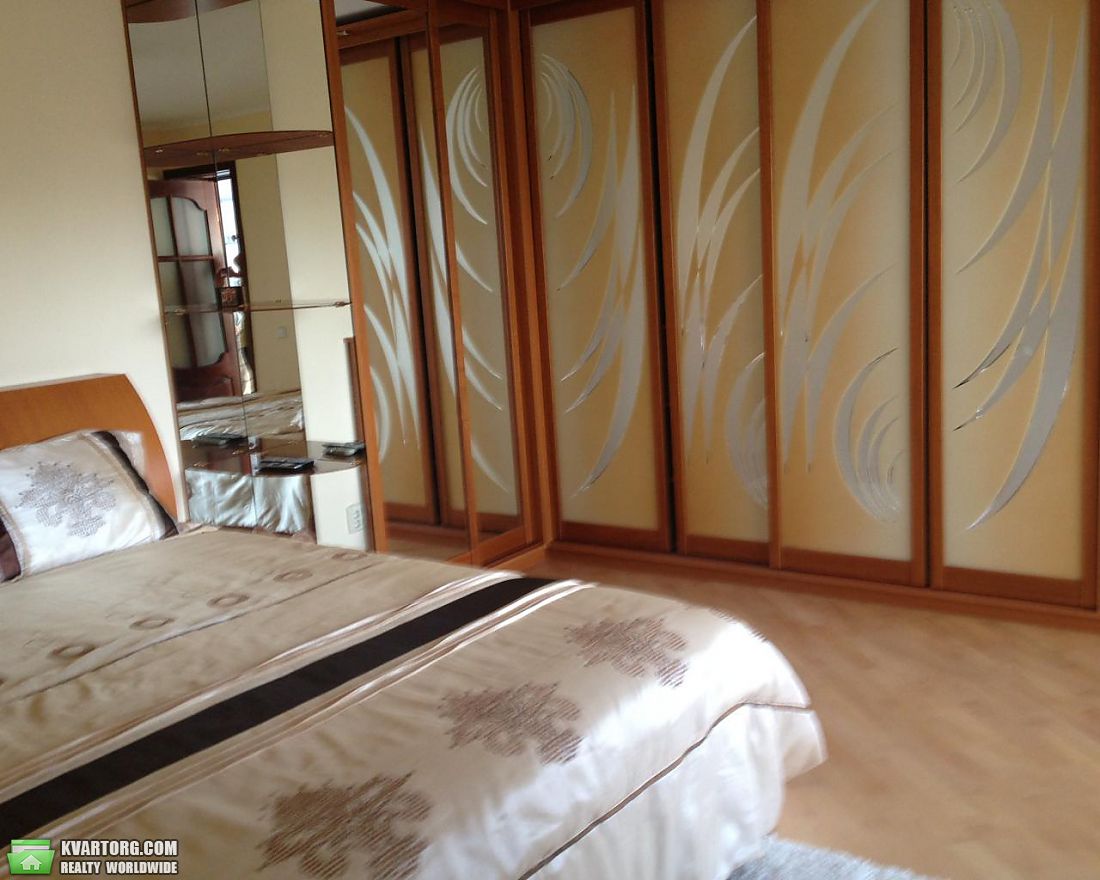 Rent out 2-room apartment. Киев,  Никольско-Ботаническая — photo 5