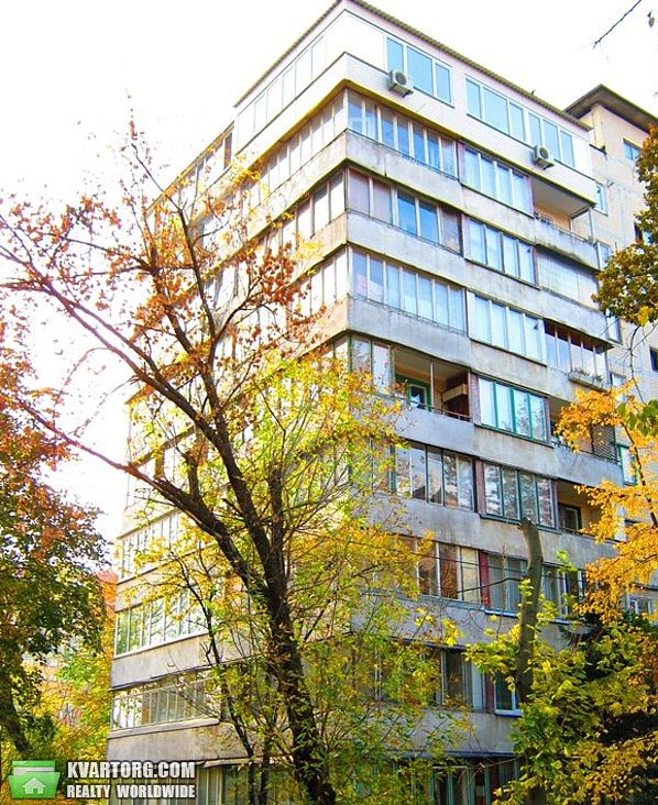 Sell 2-room apartment. Киев,  Щорса — photo 1