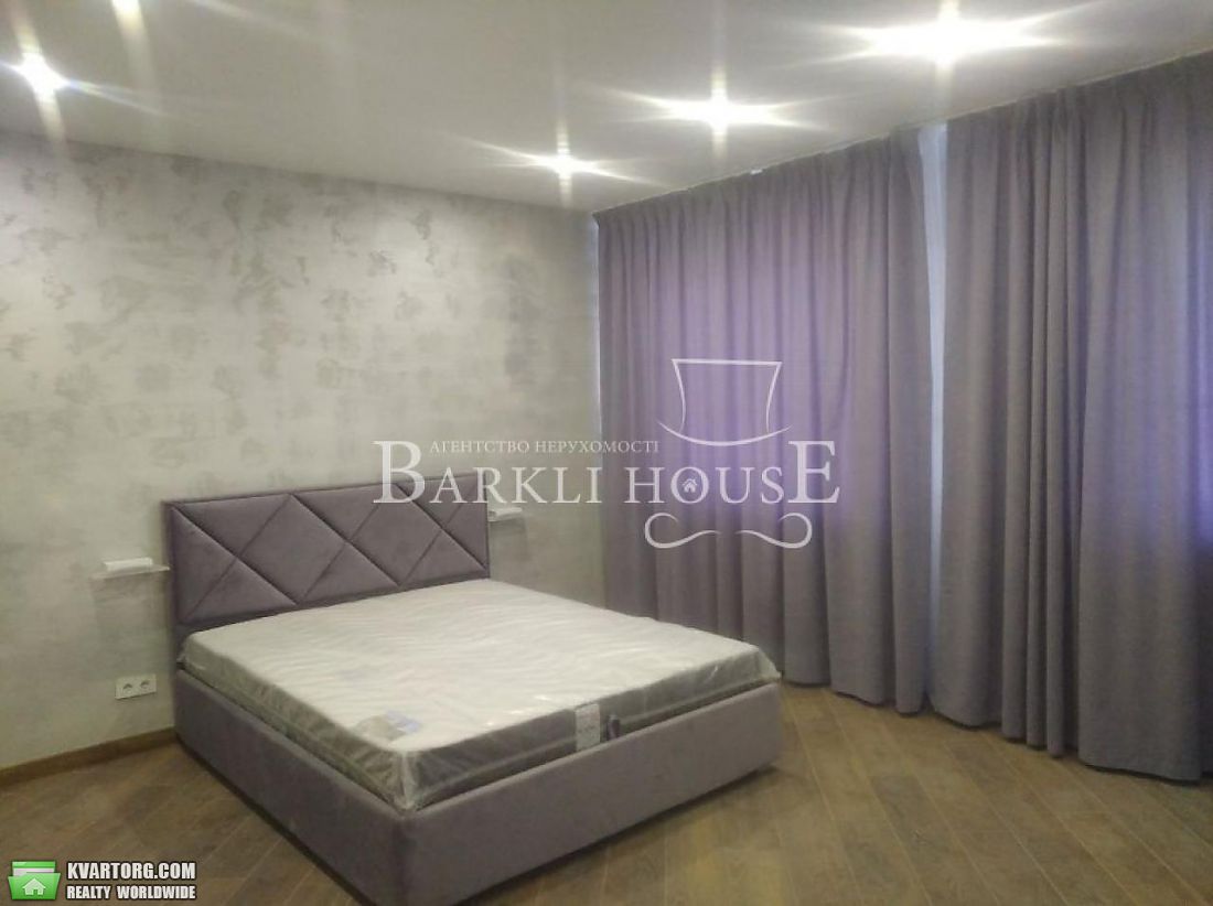 Rent out Townhouse. Киев,  Макаренко — photo 6