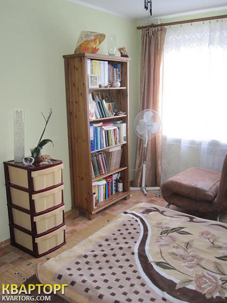 Sell 3-room apartment. Киев,  Приречная — photo 4
