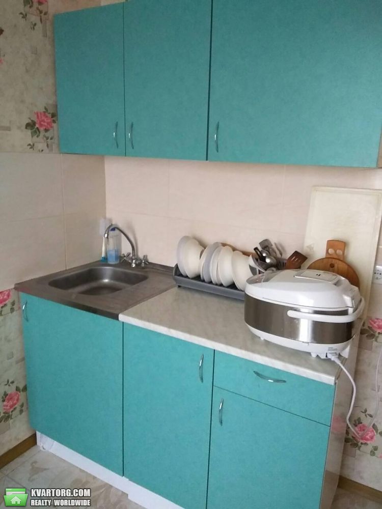 Rent out 2-room apartment. Киев,  Науки пр — photo 1