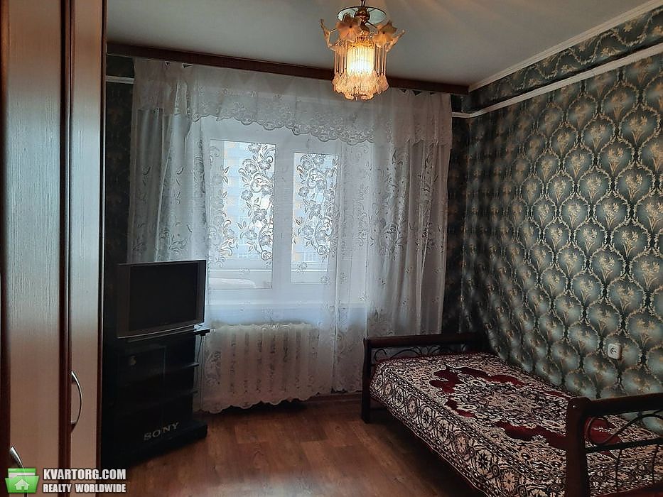 Rent out 3-room apartment. Киев,  Кондратюка — photo 5