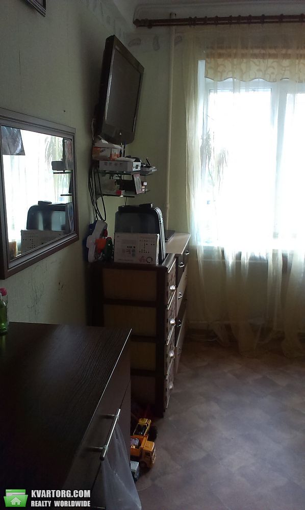 Sell 3-room apartment. Киев,  Щорса — photo 9