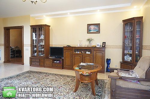 Sell 4-room apartment. Киев,  Руданского — photo 2