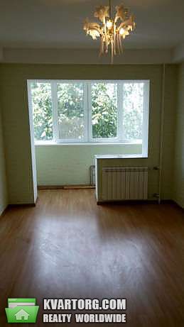 Sell 3-room apartment. Киев,  Харьковское шоссе — photo 1