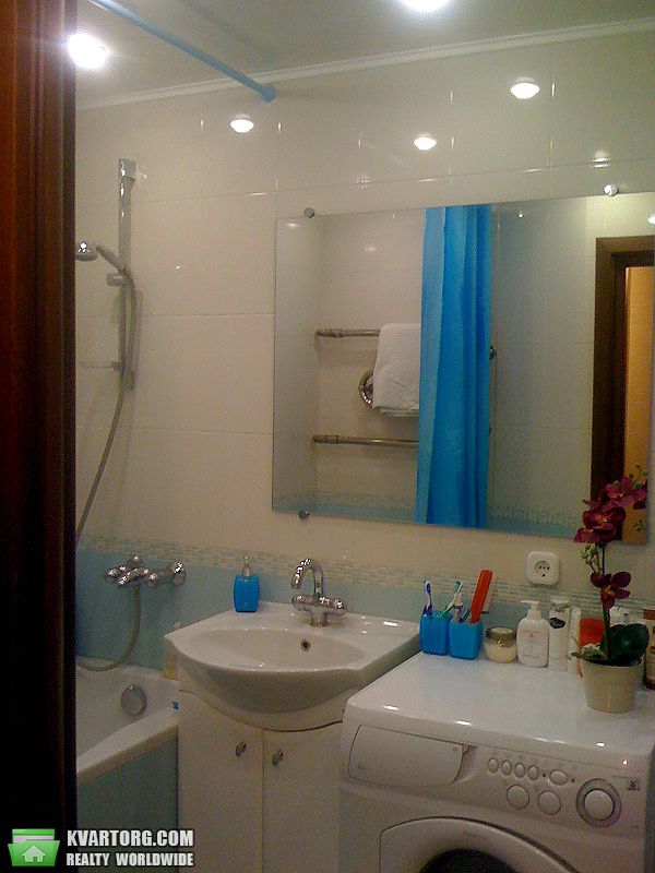 Sell 3-room apartment. Днепропетровск, Тополь-2 — photo 1