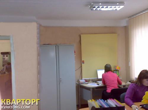 Rent out office. Киев, Воссоединения — photo 1