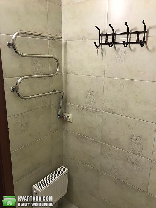 Rent out 3-room apartment. Киев, Данченко — photo 2