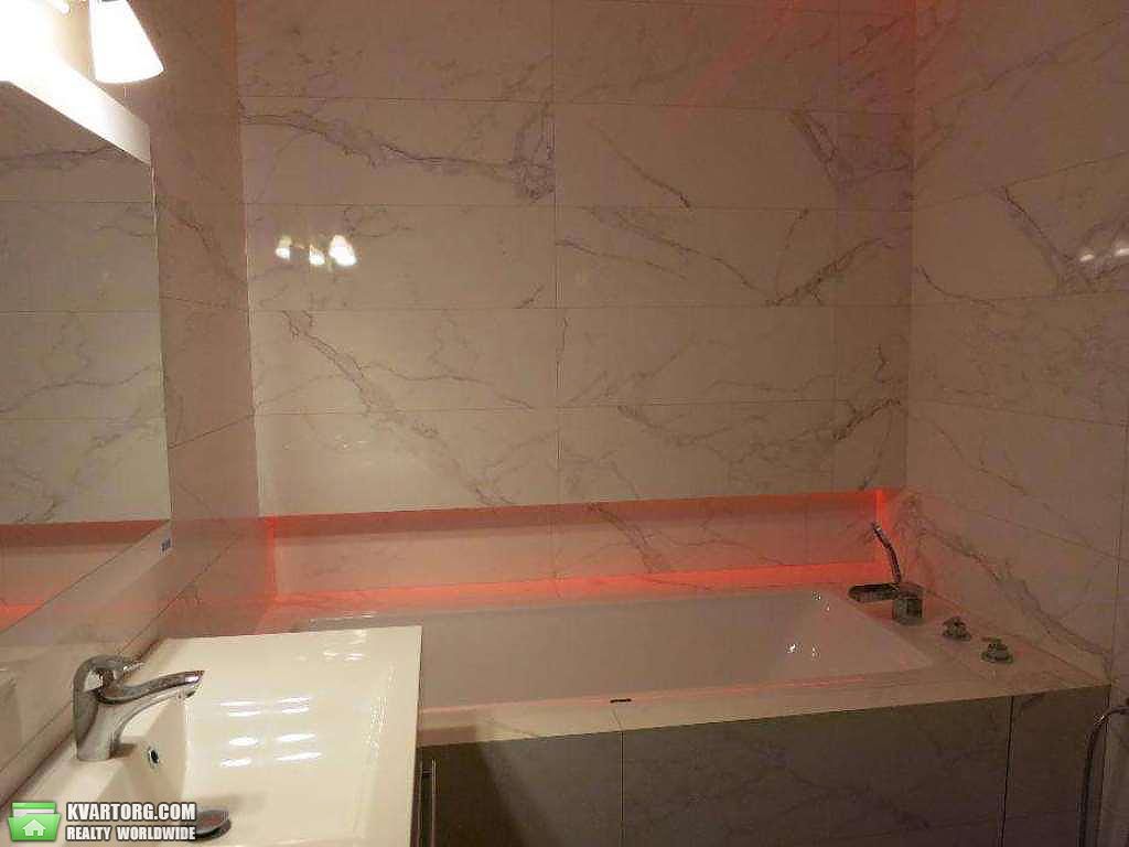 Rent out 2-room apartment. Киев,  Барбюса — photo 5