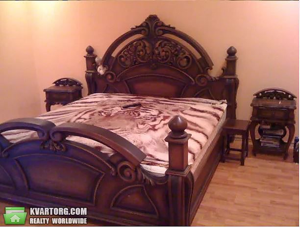 Rent out 2-room apartment. Киев, Здолбуновская — photo 1