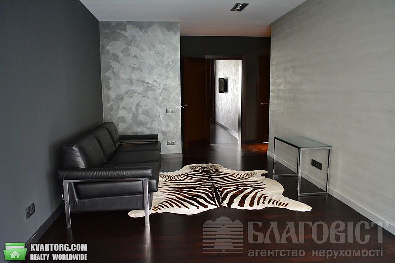 Sell 3-room apartment. Киев,  Гордиенко пер — photo 1