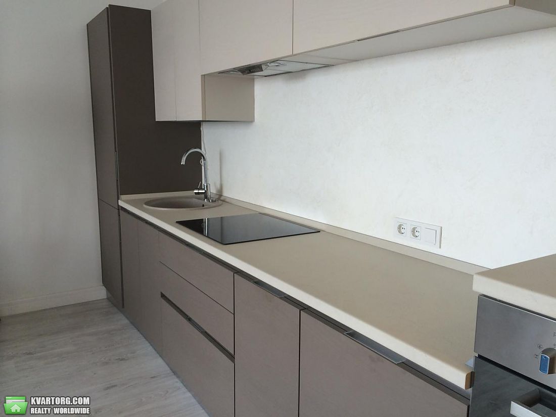 Rent out 3-room apartment. Киев,  Леси Украинки бул — photo 4