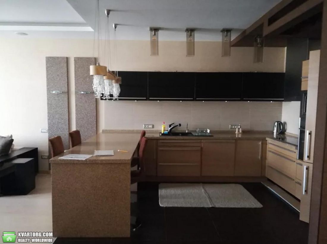 Rent out 3-room apartment. Киев,  Народного ополчения — photo 4