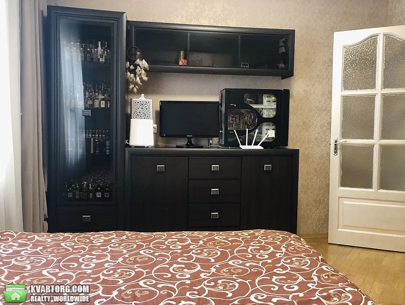 Sell 3-room apartment. Киев,  Лаврухина — photo 3
