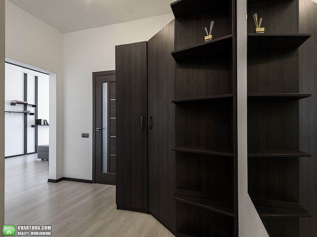 Rent out 1-room apartment. Киев,  Драгомирова — photo 8