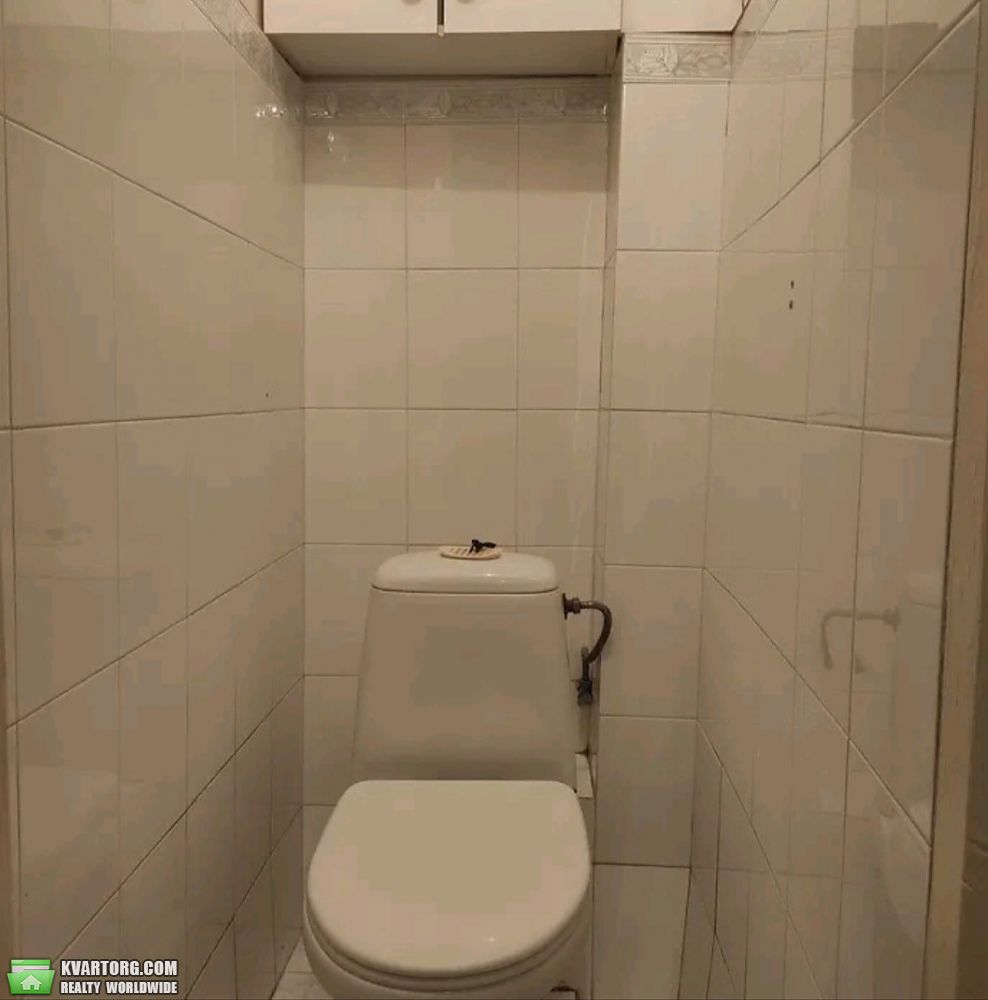 Rent out 3-room apartment. Киев,  Жмеринская — photo 8