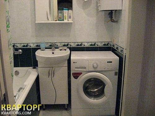 Rent out 3-room apartment. Киев, Чешская — photo 5