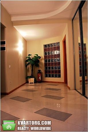 Rent out 2-room apartment. Киев,  Татарская — photo 6