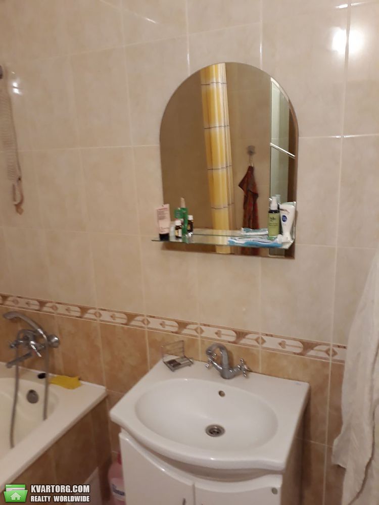 Rent out 1-room apartment. Киев,  Черновола — photo 7