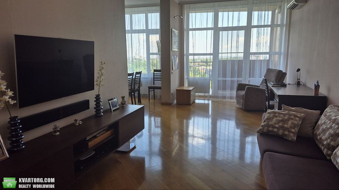 Sell 3-room apartment. Киев, Парково-Сирецька — photo 4