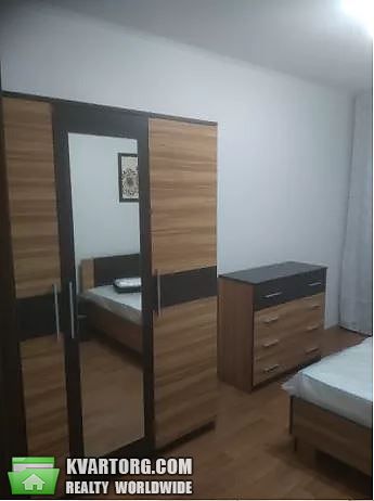 Rent out 2-room apartment. Киев,  Ломоносова — photo 2