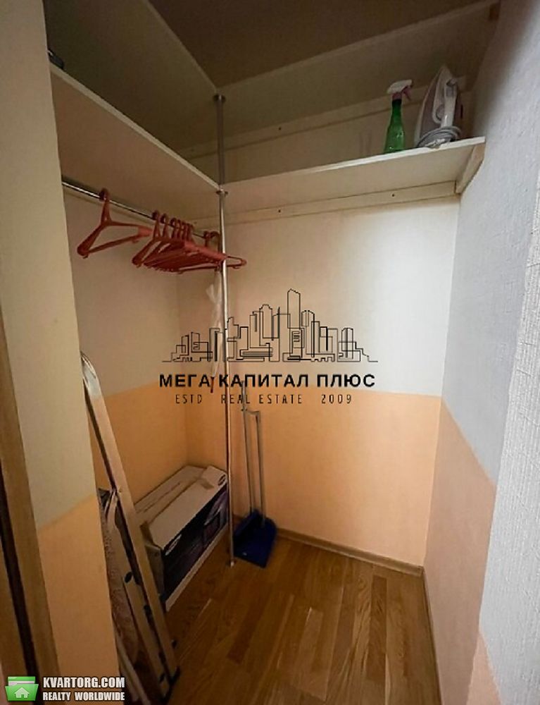 Rent out 2-room apartment. Киев,  Юрковская — photo 8