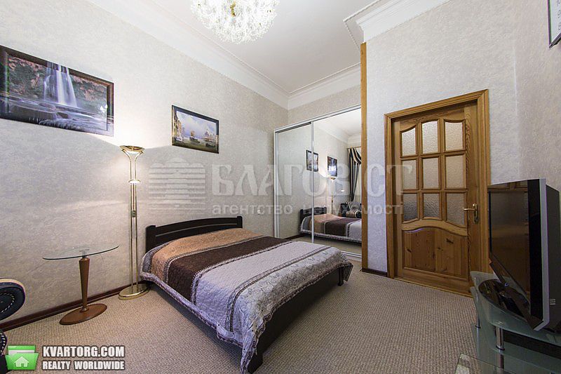Rent out 1-room apartment. Киев,  Владимирская — photo 3