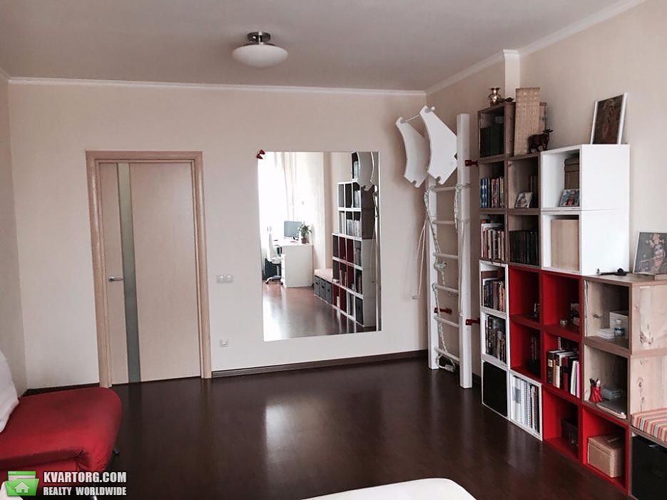 Sell 1-room apartment. Киев,  Лебедева-Кумача — photo 2