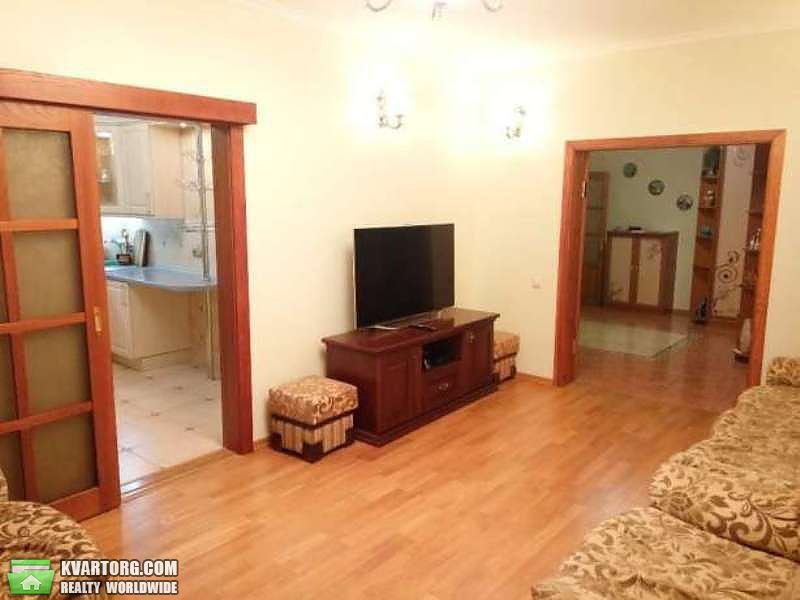 Sell 3-room apartment. Киев,  Вернадского бул — photo 1