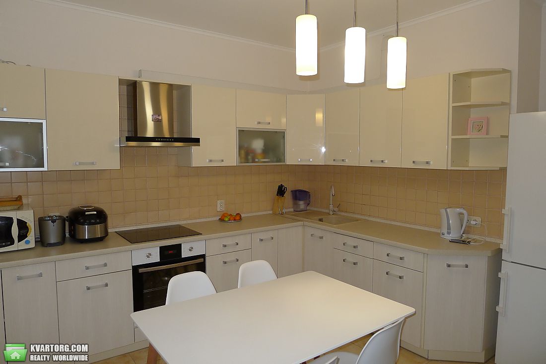 Sell 1-room apartment. Киев,  Воскресенская — photo 1