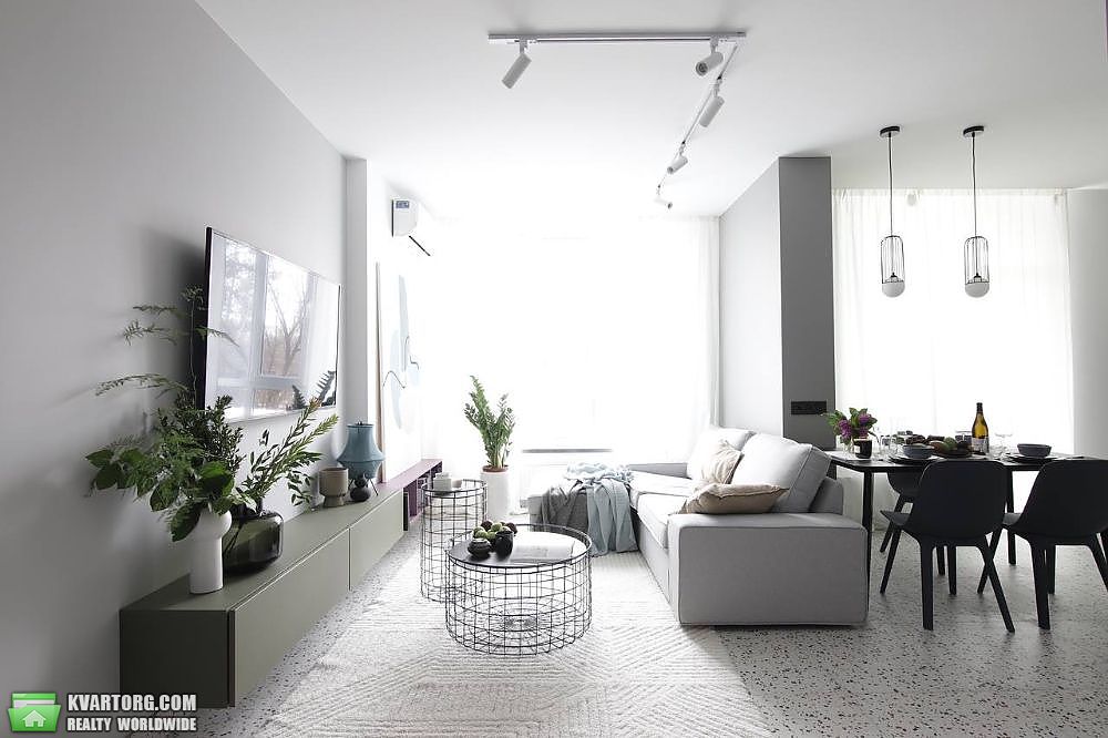 Sell 2-room apartment. Киев,  Каховская — photo 1