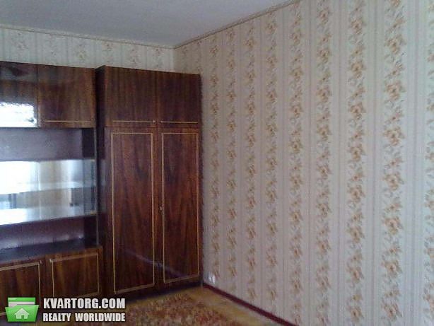 Rent out 2-room apartment. Киев,  Курбаса — photo 1