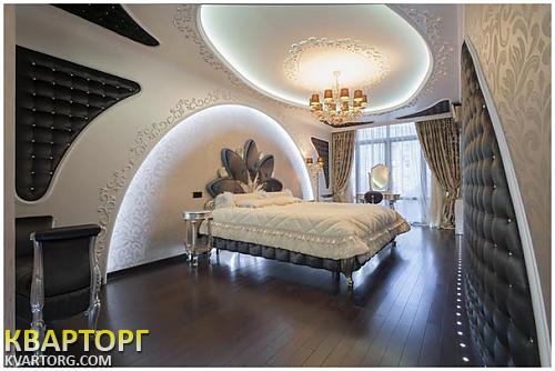 Sell 4-room apartment. Киев,  Щекавицкая — photo 2