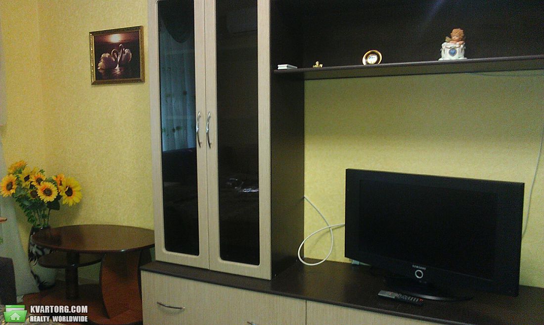 Rent out 1-room apartment. Одесса,  Садовая — photo 1