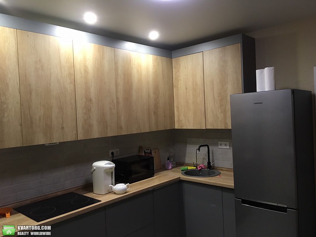 Rent out 1-room apartment. Киевская обл., Чубинского — photo 1
