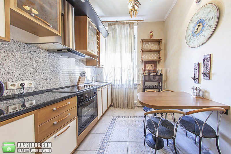 Rent out 2-room apartment. Киев,  Институтская — photo 5