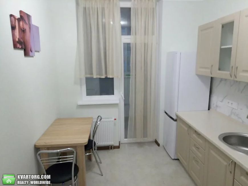 Rent out 1-room apartment. Киев, Калнышевского — photo 1