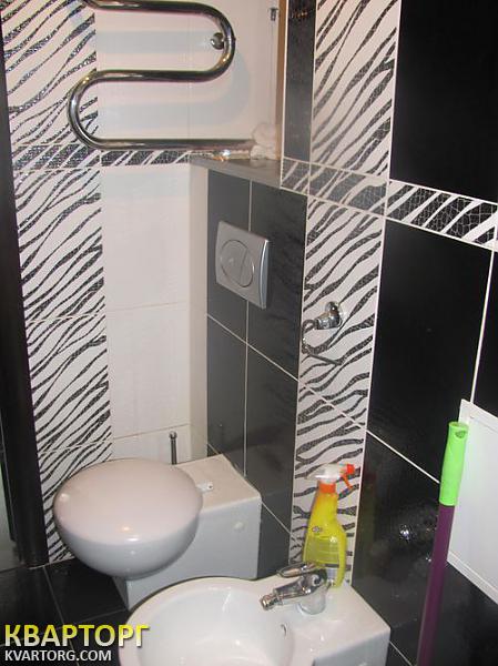 Rent out 2-room apartment. Киев,  Оболонский пр — photo 10