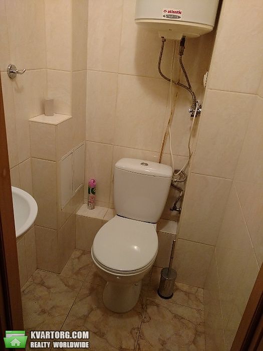 Rent out 2-room apartment. Киев,  Пчелки — photo 4
