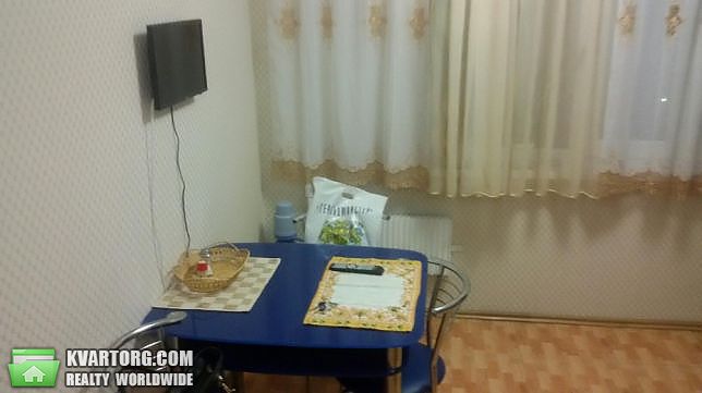 Rent out 2-room apartment. Киев, Ахматовой — photo 2