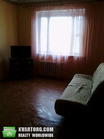 Rent out 2-room apartment. Днепропетровск,  Калиновая — photo 1